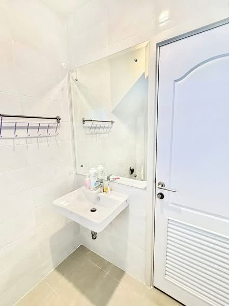 ขายบ้านสวย เพอร์เฟค เพลสรามคำแหง-สุวรรณภูมิ 3 ซ.รามคำแหง 174 บ้านสวย สภาพใหม่ พร้อมอยู่, Bangkok, รามคำแหง, Min Buri, Min Buri, Bangkok, 3 Bedrooms, 150 sqm, Single Detached House For Sale, by บุษบา รัตนวงษ์ชัย, 500235372 - DDproperty.com