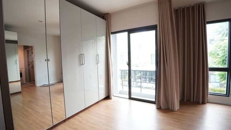 Baan Klang Muang The Edition Rama 9-Krungthep Kreetha, Bangkok, Kanchanaphisek Road 23, Saphan Sung, Saphan Sung, Bangkok, 4 Bedrooms, 218 sqm, Single Detached House For Rent, by Miss Nana, 500235374 - DDproperty.com