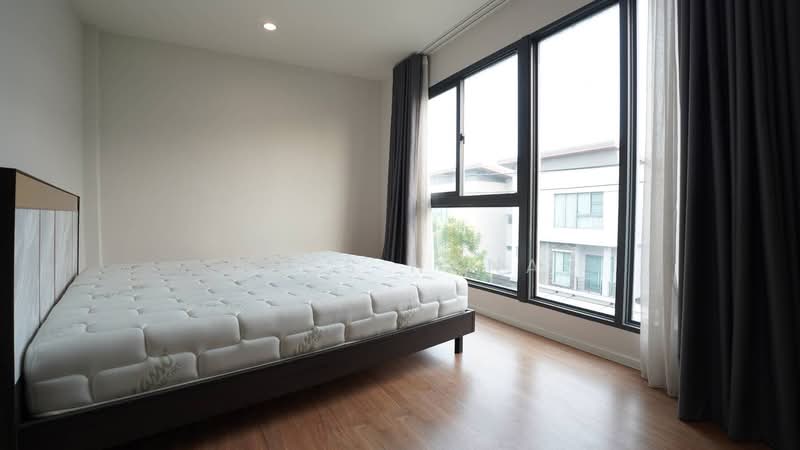 Baan Klang Muang The Edition Rama 9-Krungthep Kreetha, Bangkok, Kanchanaphisek Road 23, Saphan Sung, Saphan Sung, Bangkok, 4 Bedrooms, 218 sqm, Single Detached House For Rent, by Miss Nana, 500235374 - DDproperty.com