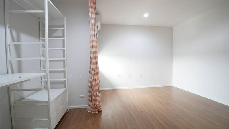 Baan Klang Muang The Edition Rama 9-Krungthep Kreetha, Bangkok, Kanchanaphisek Road 23, Saphan Sung, Saphan Sung, Bangkok, 4 Bedrooms, 218 sqm, Single Detached House For Rent, by Miss Nana, 500235374 - DDproperty.com