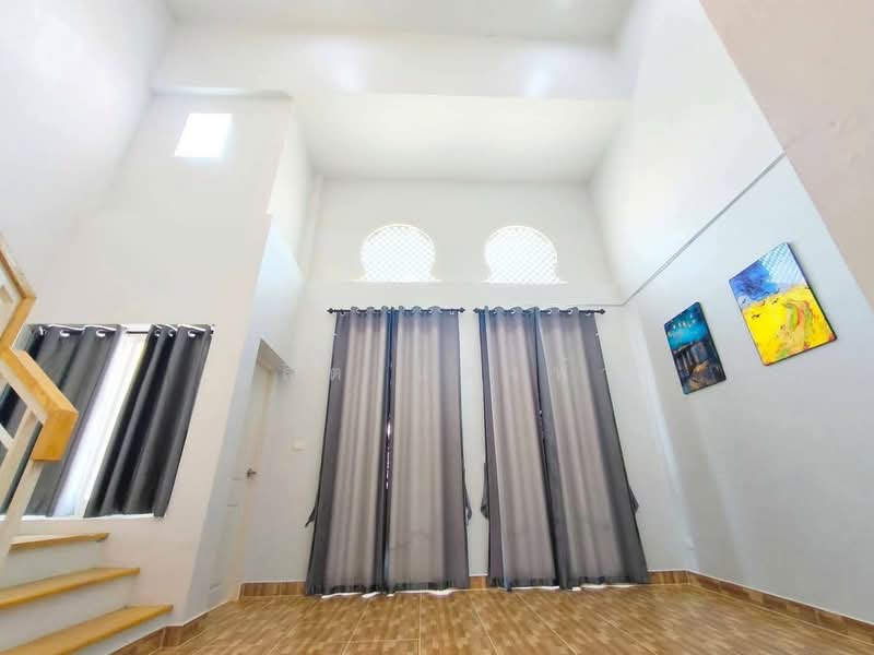 ให้เช่าทาวน์โฮมใหม่ 3 ชั้นสไตล์มอรอคโค ใกล้ ม.บูรพา บางแสน, Chon Buri (Pattaya), Saen Suk, Muang Chon Buri, Chon Buri (Pattaya), 3 Bedrooms, 120 sqm, Townhouse For Rent, by Dusit Saengfa, 500235379 - DDproperty.com