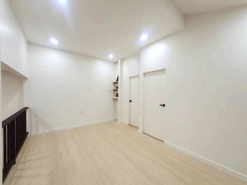 Eastwood Park, Bangkok, On Nut 36 Alley, Suan Luang, Suan Luang, Bangkok, 2 Bedrooms, 100 sqm, Condo For Sale, by Connex Property, 500235402 - DDproperty.com