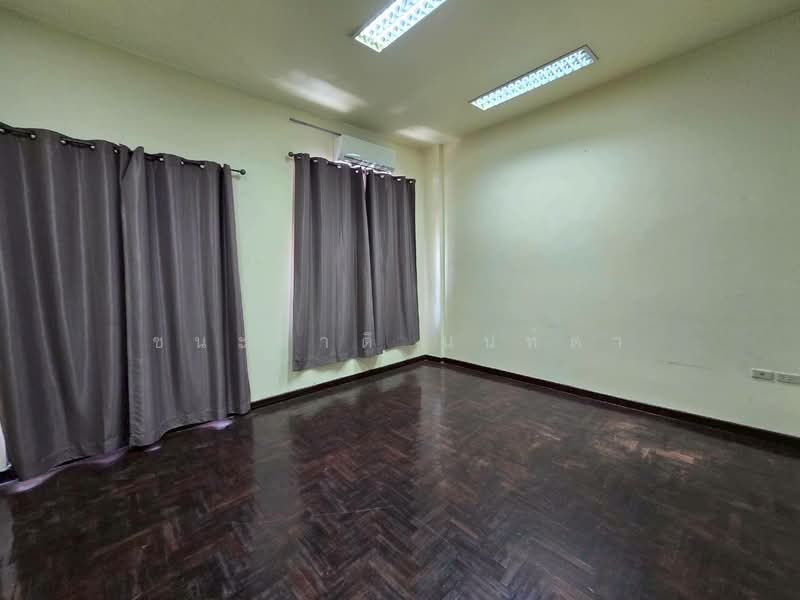 ขาย - Baan Klang Muang Ratchada-Mengjai 1 : บ้านกลางเมือง รัชดา-เหม่งจ๋าย 1, กรุงเทพ