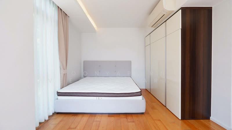 Focus Ploenchit, Bangkok, Soi Sukhumvit 2, Khlong Toei, Khlong Toei, Bangkok, 2 Bedrooms, 73 sqm, Condo For Sale, by Poonyaporn Veerabulyarit, 500235419 - DDproperty.com