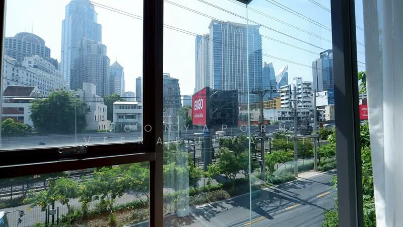Focus Ploenchit, Bangkok, Soi Sukhumvit 2, Khlong Toei, Khlong Toei, Bangkok, 2 Bedrooms, 73 sqm, Condo For Sale, by Poonyaporn Veerabulyarit, 500235419 - DDproperty.com