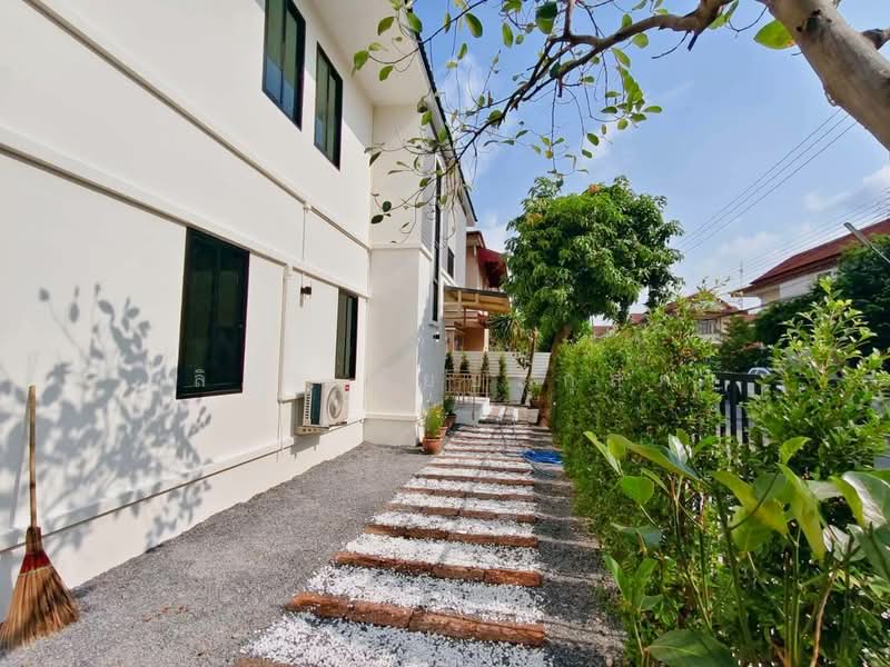 หมู่บ้านพนาสนธิ์การ์เด้นโฮม6, Bangkok, Sam Wa Tawan Tok, Khlong Sam Wa, Bangkok, 4 Bedrooms, 304 sqm, Single Detached House For Sale, by ชลิภา ชัยยะกุลภา, 500235426 - DDproperty.com