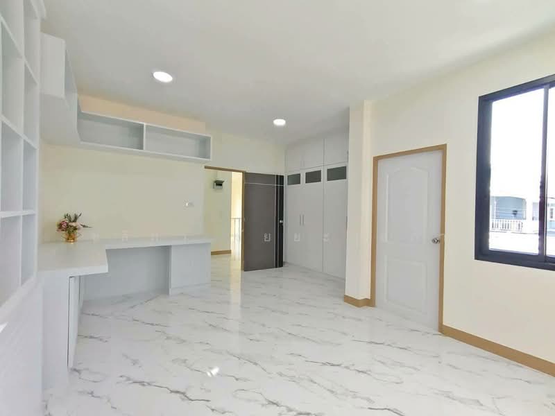 หมู่บ้านพนาสนธิ์การ์เด้นโฮม6, Bangkok, Sam Wa Tawan Tok, Khlong Sam Wa, Bangkok, 4 Bedrooms, 304 sqm, Single Detached House For Sale, by ชลิภา ชัยยะกุลภา, 500235426 - DDproperty.com