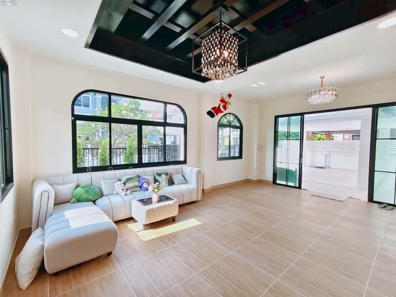 หมู่บ้านพนาสนธิ์การ์เด้นโฮม6, Bangkok, Sam Wa Tawan Tok, Khlong Sam Wa, Bangkok, 4 Bedrooms, 304 sqm, Single Detached House For Sale, by ชลิภา ชัยยะกุลภา, 500235426 - DDproperty.com