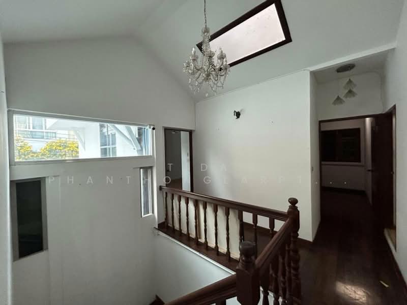 Office for rent, Ngamwongwan 54, 360 sq.m., 100 sq.wa., Bangkok, Lat Yao, Chatuchak, Bangkok, , 360 sqm, Office Space For Rent, by Tida phanthonglarptawee, 500235458 - DDproperty.com