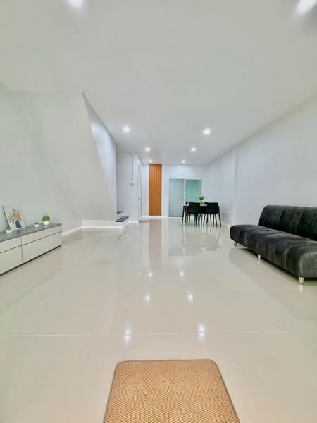 Baan Monthon 5 Kantana-Rama 5 : บ้านมณฑล 5 กันตนา-พระราม 5, นนทบุรี, ซอยกันตนา, บางม่วง, บางใหญ่, นนทบุรี, 180 ตร.ม., ทาวน์เฮ้าส์ ขาย, โดย Connex Property, 500235460 - DDproperty.com