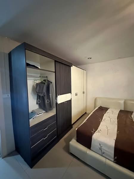 Townhouse, Soi Pridi Banomyong, Near BTS Phra Khanong, Bangkok, Suan Luang, Suan Luang, Bangkok, 4 Bedrooms, 250 sqm, Townhouse For Rent, by Thiti Boonchurn, 500235470 - DDproperty.com