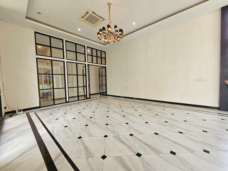 ทำเล BTS แบริ่ง ให้เช่าอาคารพร้อมที่ดิน เนื้อที่เกือบ 1 ไร่ บ้านสวยแต่งครบ เหมาะทำออฟฟิศ จดบริษัทได้, กรุงเทพ, สุขุมวิท 107, บางนาใต้, บางนา, กรุงเทพ, 250 ตร.ม., บ้านเดี่ยว ให้เช่า, โดย บุษบา รัตนวงษ์ชัย, 500235487 - DDproperty.com