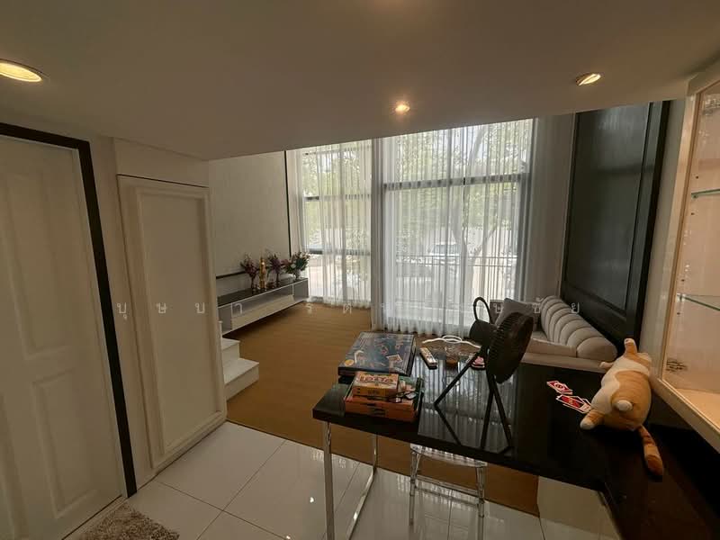 ทำเล BTS แบริ่ง ให้เช่าอาคารพร้อมที่ดิน เนื้อที่เกือบ 1 ไร่ บ้านสวยแต่งครบ เหมาะทำออฟฟิศ จดบริษัทได้, Bangkok, สุขุมวิท 107, Bang Na Tai, Bang Na, Bangkok, 2 Bedrooms, 250 sqm, Single Detached House For Rent, by บุษบา รัตนวงษ์ชัย, 500235487 - DDproperty.com