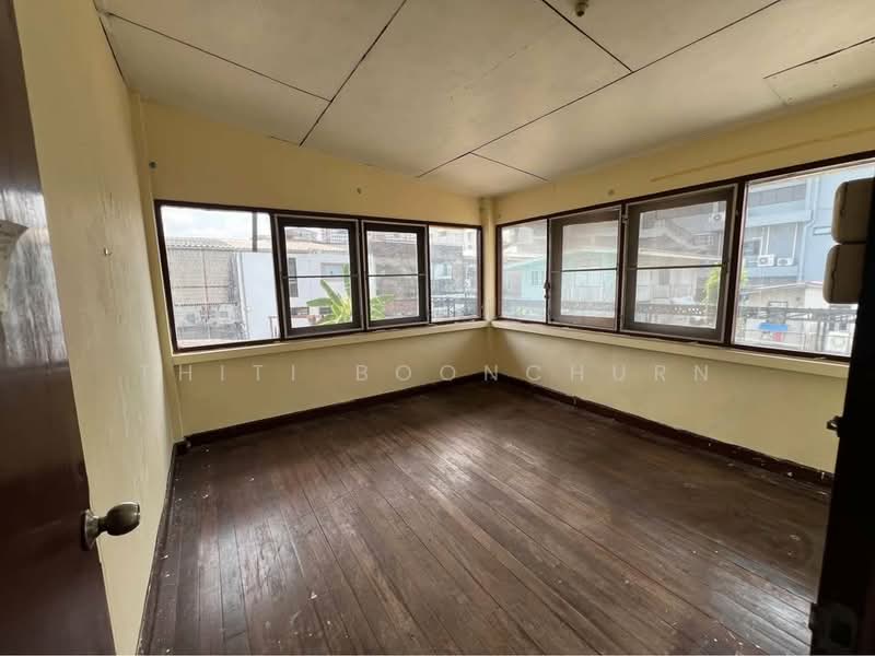 บ้านเดี่ยวพร้อมที่ดิน ซอยเอกมัย 22, กรุงเทพ, คลองตันเหนือ, วัฒนา, กรุงเทพ, 300 ตร.ม., บ้านเดี่ยว ให้เช่า, โดย Thiti Boonchurn, 500235493 - DDproperty.com