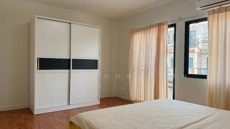 Time Home (Rama 9 - 64), Bangkok, 164 ซอย Rama IX Soi 64, Suan Luang, Bangkok, Suan Luang, Suan Luang, Bangkok, 3 Bedrooms, 170 sqm, Townhouse For Rent, by Thiti Boonchurn, 500235497 - DDproperty.com