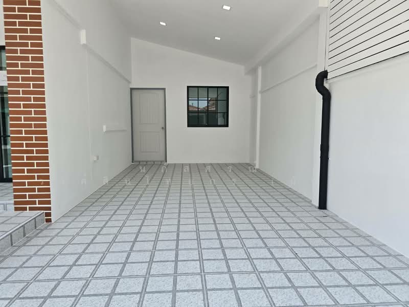 หมู่บ้าน เอกกวิน ถนนเลียบคลองสอง4 คลองสามวา, กรุงเทพ, เลียบคลองสอง, สามวาตะวันตก, คลองสามวา, กรุงเทพ, 200 ตร.ม., บ้านเดี่ยว ขาย, โดย นภัสศรณ์ วงศ์สินไทยกร (นันท์), 500235505 - DDproperty.com