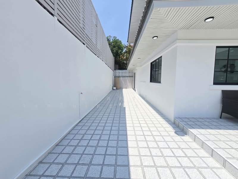 หมู่บ้าน เอกกวิน ถนนเลียบคลองสอง4 คลองสามวา, Bangkok, เลียบคลองสอง, Sam Wa Tawan Tok, Khlong Sam Wa, Bangkok, 5 Bedrooms, 200 sqm, Single Detached House For Sale, by นภัสศรณ์ วงศ์สินไทยกร (นันท์), 500235505 - DDproperty.com