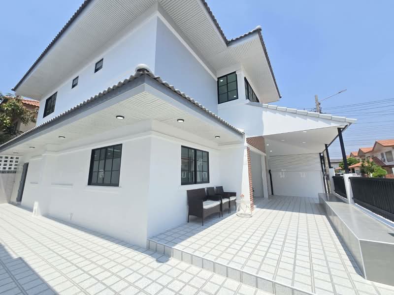 หมู่บ้าน เอกกวิน ถนนเลียบคลองสอง4 คลองสามวา, Bangkok, เลียบคลองสอง, Sam Wa Tawan Tok, Khlong Sam Wa, Bangkok, 5 Bedrooms, 200 sqm, Single Detached House For Sale, by นภัสศรณ์ วงศ์สินไทยกร (นันท์), 500235505 - DDproperty.com