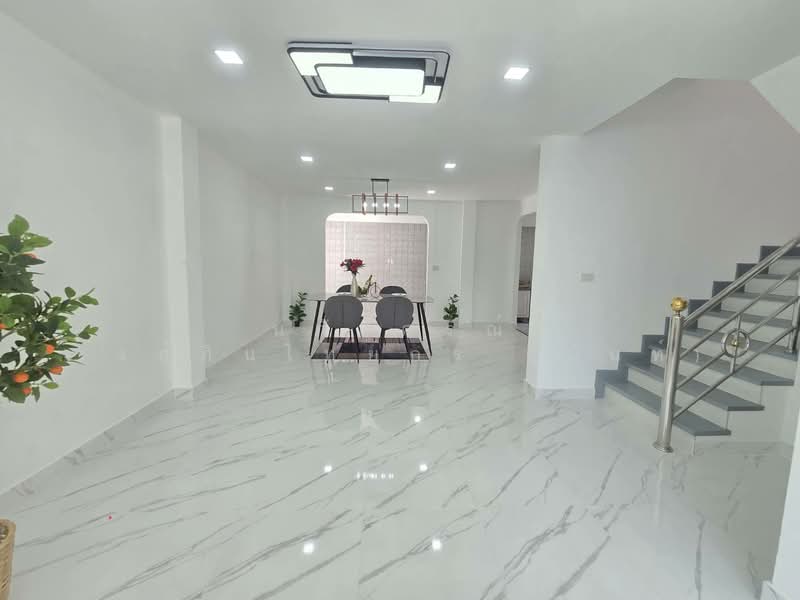 หมู่บ้าน เอกกวิน ถนนเลียบคลองสอง4 คลองสามวา, Bangkok, เลียบคลองสอง, Sam Wa Tawan Tok, Khlong Sam Wa, Bangkok, 5 Bedrooms, 200 sqm, Single Detached House For Sale, by นภัสศรณ์ วงศ์สินไทยกร (นันท์), 500235505 - DDproperty.com