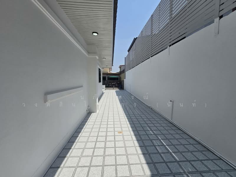 หมู่บ้าน เอกกวิน ถนนเลียบคลองสอง4 คลองสามวา, Bangkok, เลียบคลองสอง, Sam Wa Tawan Tok, Khlong Sam Wa, Bangkok, 5 Bedrooms, 200 sqm, Single Detached House For Sale, by นภัสศรณ์ วงศ์สินไทยกร (นันท์), 500235505 - DDproperty.com