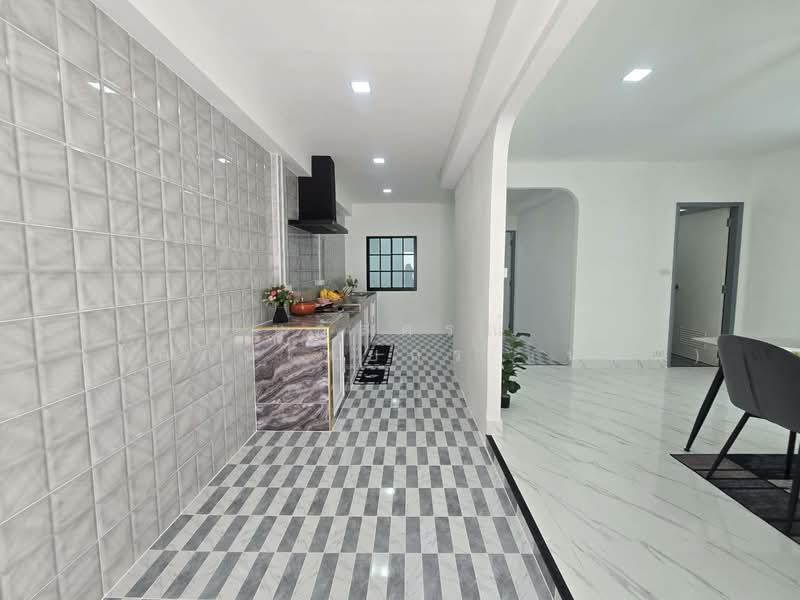 หมู่บ้าน เอกกวิน ถนนเลียบคลองสอง4 คลองสามวา, Bangkok, เลียบคลองสอง, Sam Wa Tawan Tok, Khlong Sam Wa, Bangkok, 5 Bedrooms, 200 sqm, Single Detached House For Sale, by นภัสศรณ์ วงศ์สินไทยกร (นันท์), 500235505 - DDproperty.com