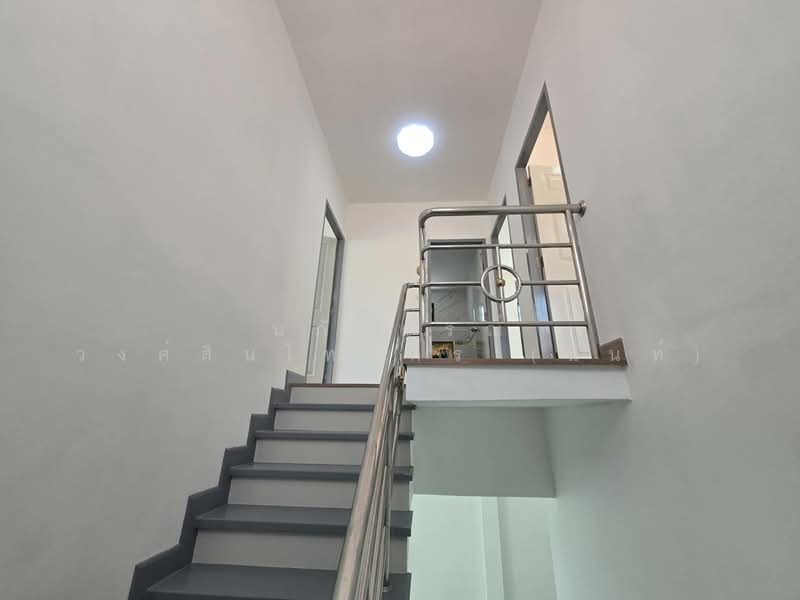 หมู่บ้าน เอกกวิน ถนนเลียบคลองสอง4 คลองสามวา, Bangkok, เลียบคลองสอง, Sam Wa Tawan Tok, Khlong Sam Wa, Bangkok, 5 Bedrooms, 200 sqm, Single Detached House For Sale, by นภัสศรณ์ วงศ์สินไทยกร (นันท์), 500235505 - DDproperty.com