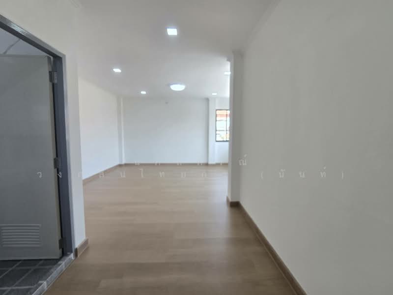 หมู่บ้าน เอกกวิน ถนนเลียบคลองสอง4 คลองสามวา, Bangkok, เลียบคลองสอง, Sam Wa Tawan Tok, Khlong Sam Wa, Bangkok, 5 Bedrooms, 200 sqm, Single Detached House For Sale, by นภัสศรณ์ วงศ์สินไทยกร (นันท์), 500235505 - DDproperty.com