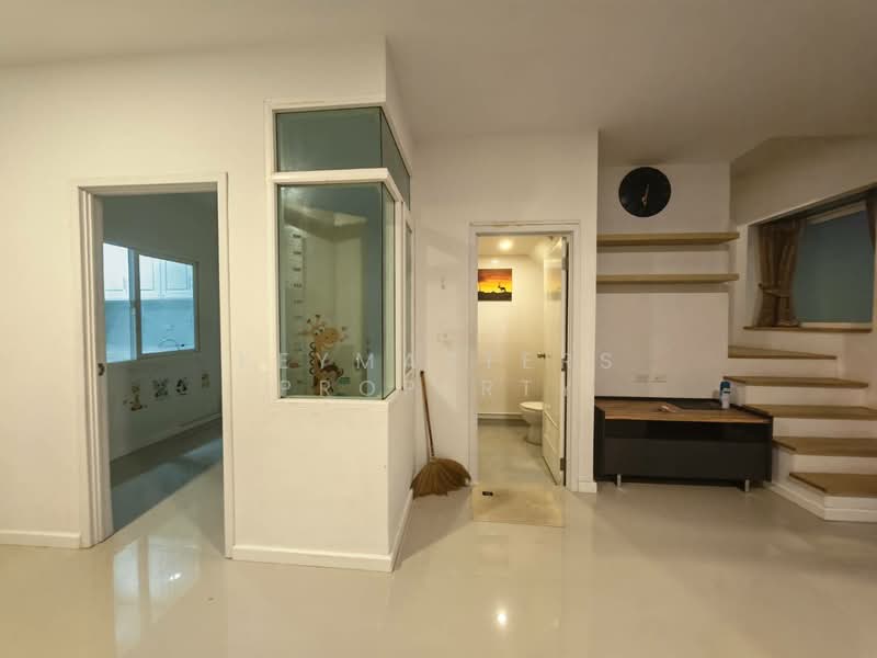 Casa Waterside Rama 5 : คาซ่า วอเตอร์ไซต์ พระราม 5, นนทบุรี, หมู่ที่ 5 ถนน นครอินทร์, บางขนุน, บางกรวย, นนทบุรี, 180 ตร.ม., ทาวน์เฮ้าส์ ขาย, โดย keymatters property, 500235515 - DDproperty.com