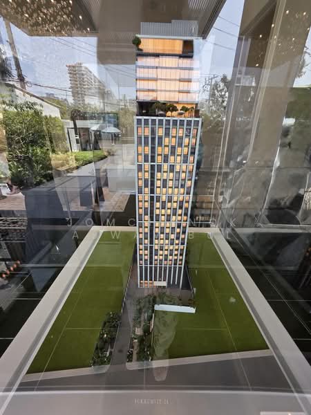 InterContinental Residences Bangkok Asoke : อินเตอร์คอนติเนนตัล เรสซิเดนเซส กรุงเทพฯ อโศก, กรุงเทพ, 10 ซอย สุขุมวิท 16, คลองเตย, คลองเตย, กรุงเทพ, 193 ตร.ม., คอนโด ขาย, โดย Jomchanok Aswavibul, 500235526 - DDproperty.com