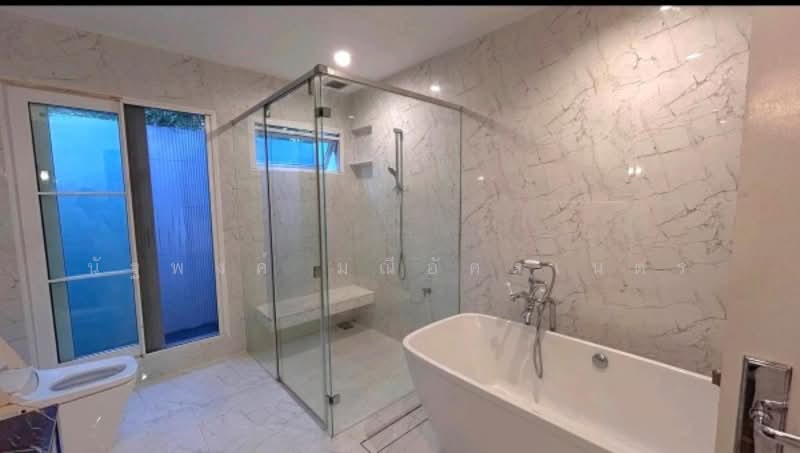 Nantawan Bangna Km.7, Samut Prakan, 98 Bangna-Trad Road, Bang Kaeo, Bang Plee, Samut Prakan, 4 Bedrooms, 334 sqm, Single Detached House For Rent, by นัฐพงค์ มณีอัครเนตร, 500235533 - DDproperty.com