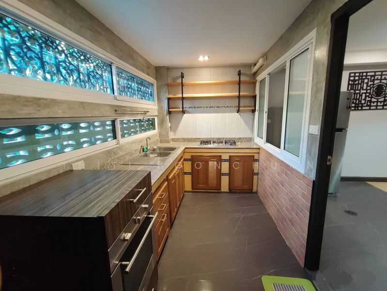 Townhouse, 3 Bedroom, Near BTS Thong Lo, Bangkok, Khong Tan, Khlong Toei, Bangkok, 3 Bedrooms, 170 sqm, Townhouse For Rent, by Thiti Boonchurn, 500235549 - DDproperty.com