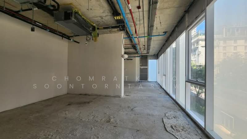 The Strand Thonglor, Bangkok, 36 Soi Sukhumvit 55, Khlong Tan Nua, Watthana, Bangkok, , 96 sqm, Retail Space For Rent, by Chomratkamol Soontorntarawong (Gor), 500235550 - DDproperty.com