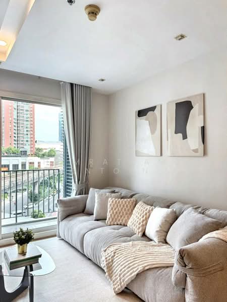 Siri At Sukhumvit, Bangkok, 902 Sukhumvit Road, Phra Kanong, Khlong Toei, Bangkok, 2 Bedrooms, 66 sqm, Condo For Rent, by Chomratkamol Soontorntarawong (Gor), 500235572 - DDproperty.com