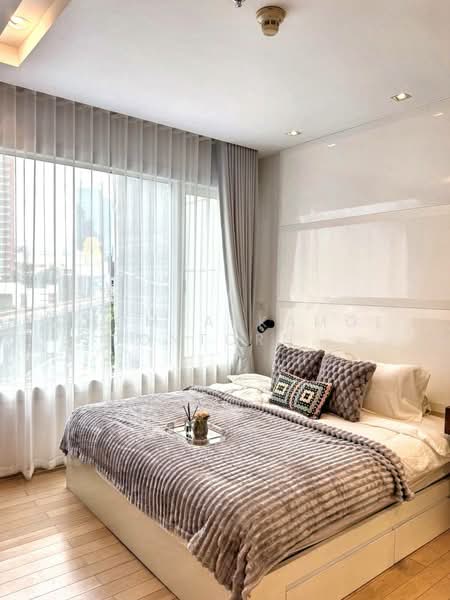 Siri At Sukhumvit, Bangkok, 902 Sukhumvit Road, Phra Kanong, Khlong Toei, Bangkok, 2 Bedrooms, 66 sqm, Condo For Rent, by Chomratkamol Soontorntarawong (Gor), 500235572 - DDproperty.com