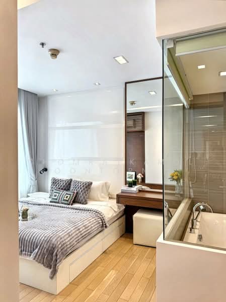 Siri At Sukhumvit, Bangkok, 902 Sukhumvit Road, Phra Kanong, Khlong Toei, Bangkok, 2 Bedrooms, 66 sqm, Condo For Rent, by Chomratkamol Soontorntarawong (Gor), 500235572 - DDproperty.com