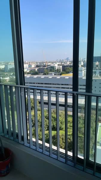 IDEO MOBI Sukhumvit 81, Bangkok, 2097 Sukhumvit Road, Bang Chak, Phra Khanong, Bangkok, 2 Bedrooms, 44 sqm, Condo For Rent, by Chomratkamol Soontorntarawong (Gor), 500235580 - DDproperty.com