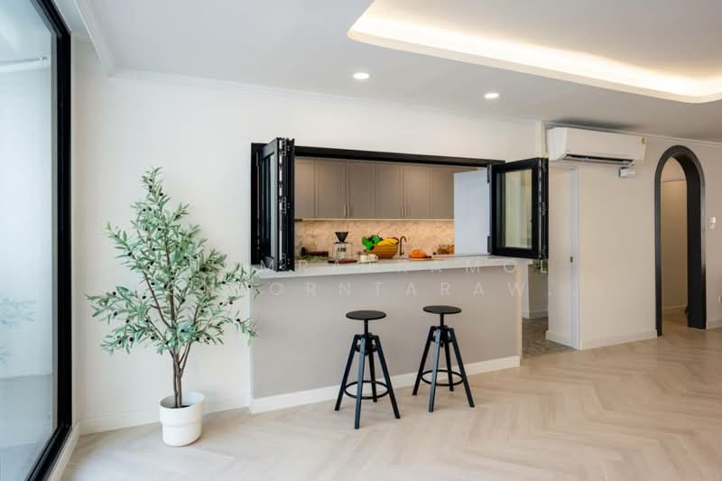 Grand Ville House 2, Bangkok, Soi Sukhumvit 19, Khlongtoei Nua, Watthana, Bangkok, 3 Bedrooms, 276 sqm, Condo For Sale, by Chomratkamol Soontorntarawong (Gor), 500235633 - DDproperty.com