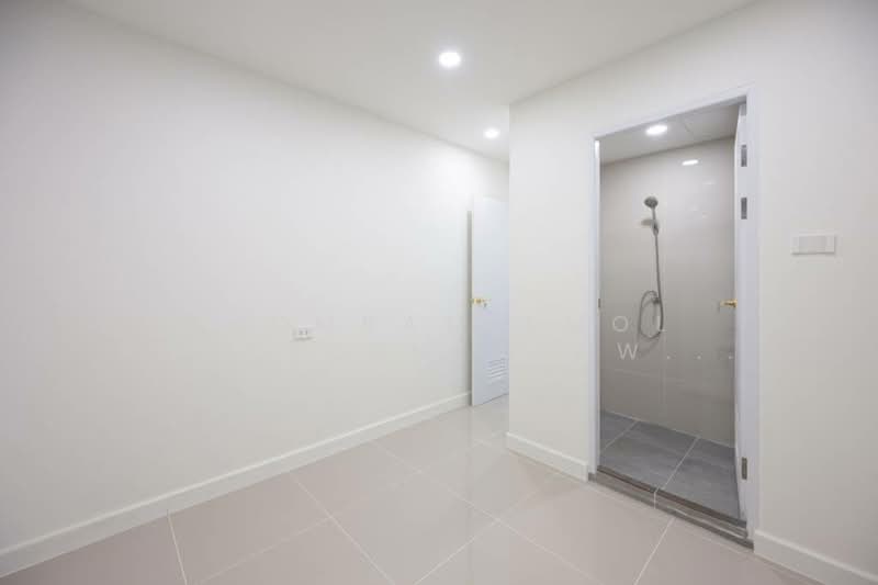 Grand Ville House 2, Bangkok, Soi Sukhumvit 19, Khlongtoei Nua, Watthana, Bangkok, 3 Bedrooms, 276 sqm, Condo For Sale, by Chomratkamol Soontorntarawong (Gor), 500235633 - DDproperty.com