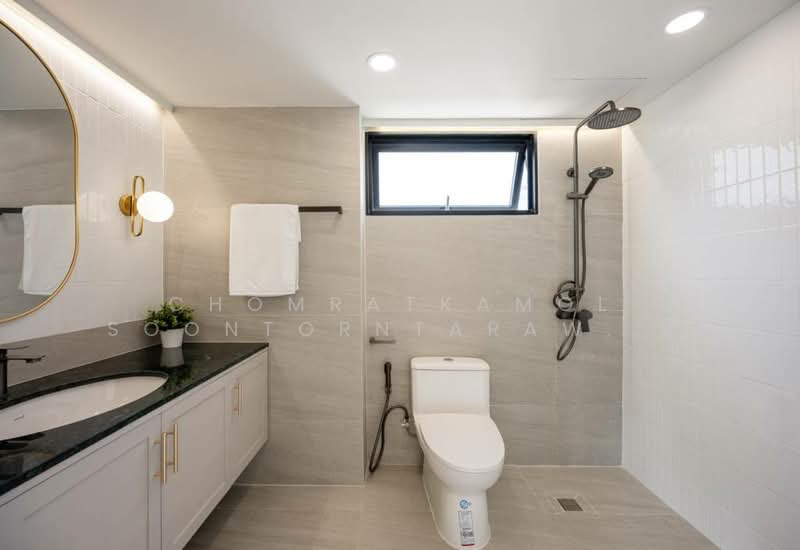 Grand Ville House 2, Bangkok, Soi Sukhumvit 19, Khlongtoei Nua, Watthana, Bangkok, 3 Bedrooms, 276 sqm, Condo For Sale, by Chomratkamol Soontorntarawong (Gor), 500235633 - DDproperty.com