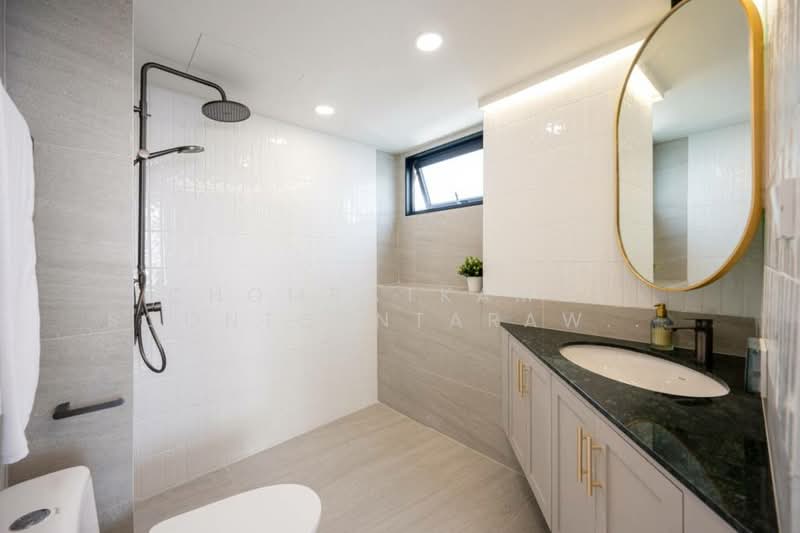 Grand Ville House 2, Bangkok, Soi Sukhumvit 19, Khlongtoei Nua, Watthana, Bangkok, 3 Bedrooms, 276 sqm, Condo For Sale, by Chomratkamol Soontorntarawong (Gor), 500235633 - DDproperty.com