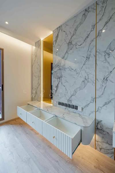 Rhythm Ekkamai Estate, Bangkok, Soi Sukhumvit 63, Khlongtoei Nua, Watthana, Bangkok, 2 Bedrooms, 85 sqm, Condo For Sale, by Chomratkamol Soontorntarawong (Gor), 500235640 - DDproperty.com