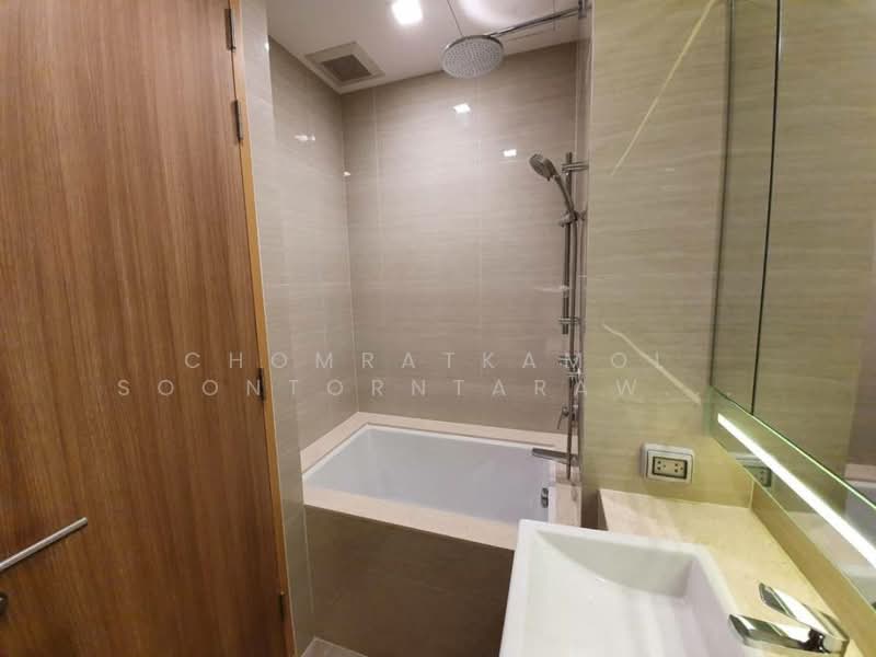 Noble BE33, Bangkok, 19 Soi Sukhumvit 33, Khlong Tan Nua, Watthana, Bangkok, 1 Bedroom, 43 sqm, Condo For Sale, by Chomratkamol Soontorntarawong (Gor), 500235641 - DDproperty.com