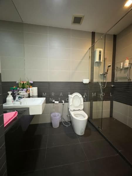 SPACE Ladprao-Mengjai, Bangkok, Pracha Uthit Road (Mengjai), Wang Thonglang, Wang Thonglang, Bangkok, 3 Bedrooms, 210 sqm, Townhouse For Sale, by Chomratkamol Soontorntarawong (Gor), 500235645 - DDproperty.com