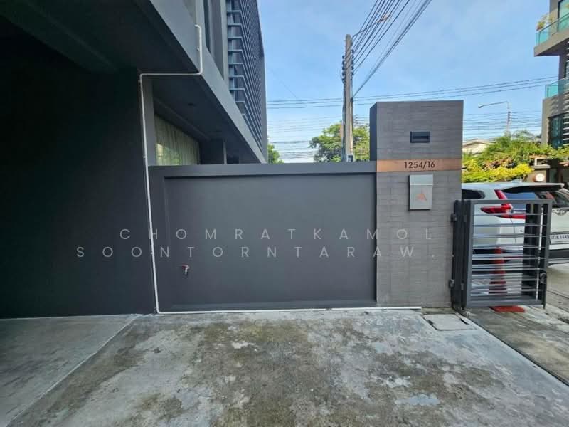 Laddarom Ekkamai-Ramintra, Bangkok, Kaset-Nawamin Road, Nuan Chan, Bueng Kum, Bangkok, , 365 sqm, Business For Sale, by Chomratkamol Soontorntarawong (Gor), 500235646 - DDproperty.com