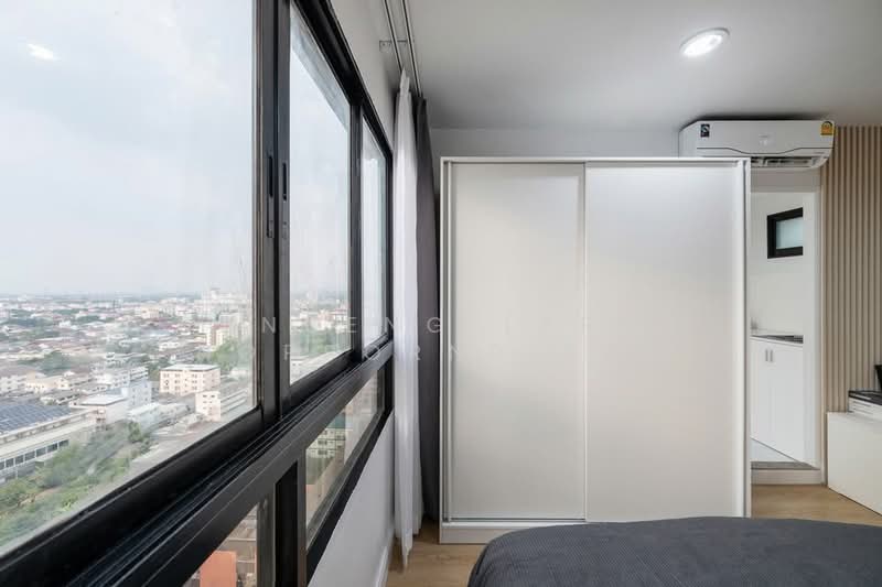 Lumpini Place Pinklao, Bangkok, 28 Borommaratchachonnani Road, Bang Bamru, Bang Phlat, Bangkok, 1 Bedroom, 30 sqm, Condo For Sale, by Kanueng (Pro) Noppornpitak, 500235675 - DDproperty.com