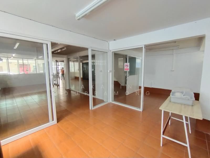 ให้เช่าโรงงาน ผลิตอาหาร ผลิตเครื่องสำอาง เพชรเกษม 69 หนองแขม กรุงเทพ, กรุงเทพ, หนองแขม, หนองแขม, กรุงเทพ, 210 ตร.ม., โกดัง-โรงงาน ให้เช่า, โดย Jakarin Houpramong, 500235699 - DDproperty.com