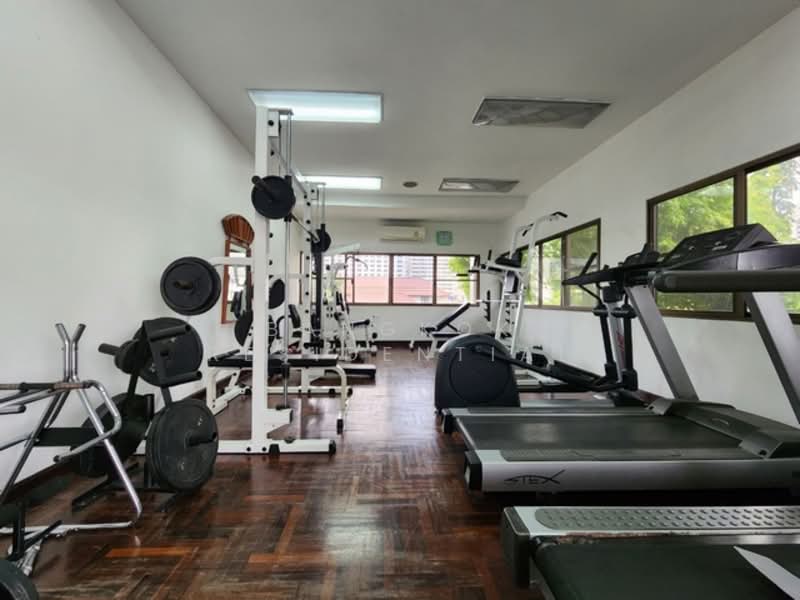 Sethiwan Palace Sukhumvit 4, Bangkok, 233 Sukhumvit Road Soi 4, Khlong Toei, Khlong Toei, Bangkok, 3 Bedrooms, 250 sqm, Apartment For Rent, by Bangkok Residential, 500235706 - DDproperty.com