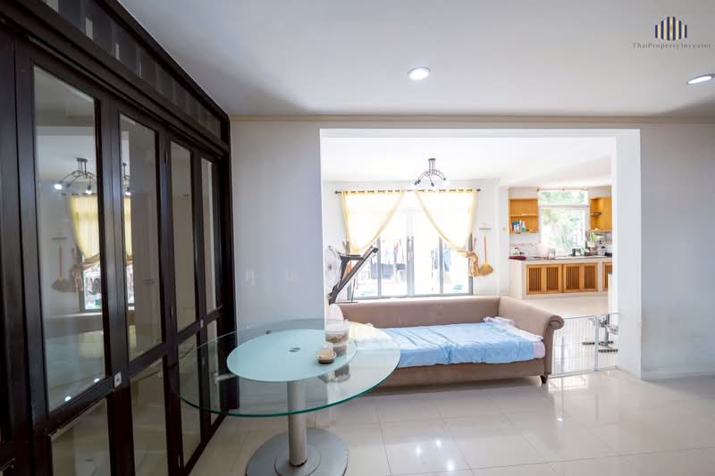 Home on Green Thanyathani, Pathum Thani, Villa Thanya Thani Village No. 5/221, Lat Sawai, Lam Luk Ka, Pathum Thani, 4 Bedrooms, 245 sqm, Single Detached House For Sale, by คุณเตชิต, 500235709 - DDproperty.com