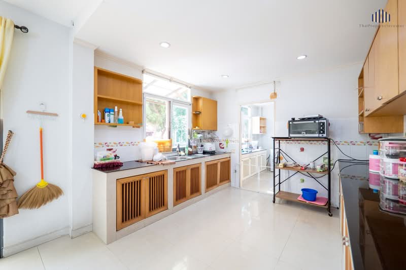 Home on Green Thanyathani, Pathum Thani, Villa Thanya Thani Village No. 5/221, Lat Sawai, Lam Luk Ka, Pathum Thani, 4 Bedrooms, 245 sqm, Single Detached House For Sale, by คุณเตชิต, 500235709 - DDproperty.com