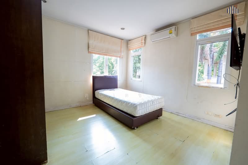 Home on Green Thanyathani, Pathum Thani, Villa Thanya Thani Village No. 5/221, Lat Sawai, Lam Luk Ka, Pathum Thani, 4 Bedrooms, 245 sqm, Single Detached House For Sale, by คุณเตชิต, 500235709 - DDproperty.com